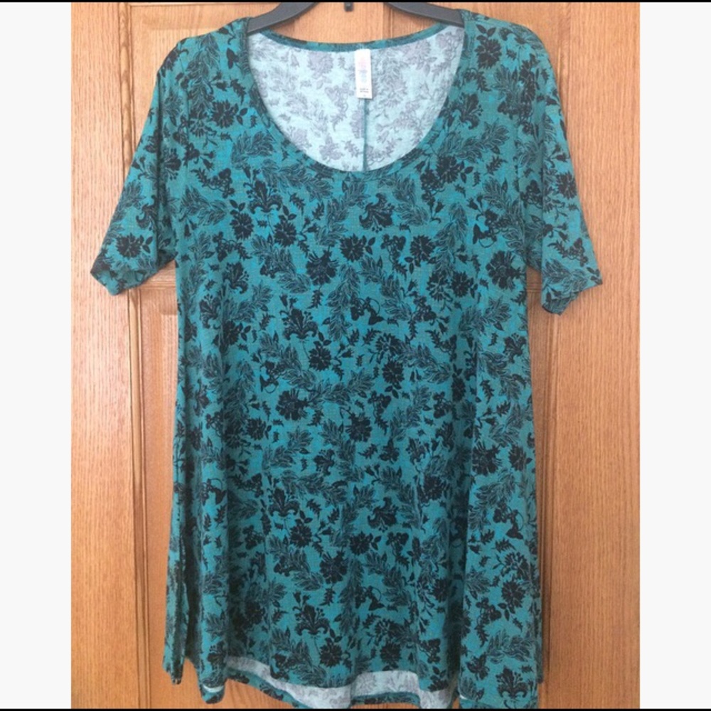 Lularoe Perfect T
